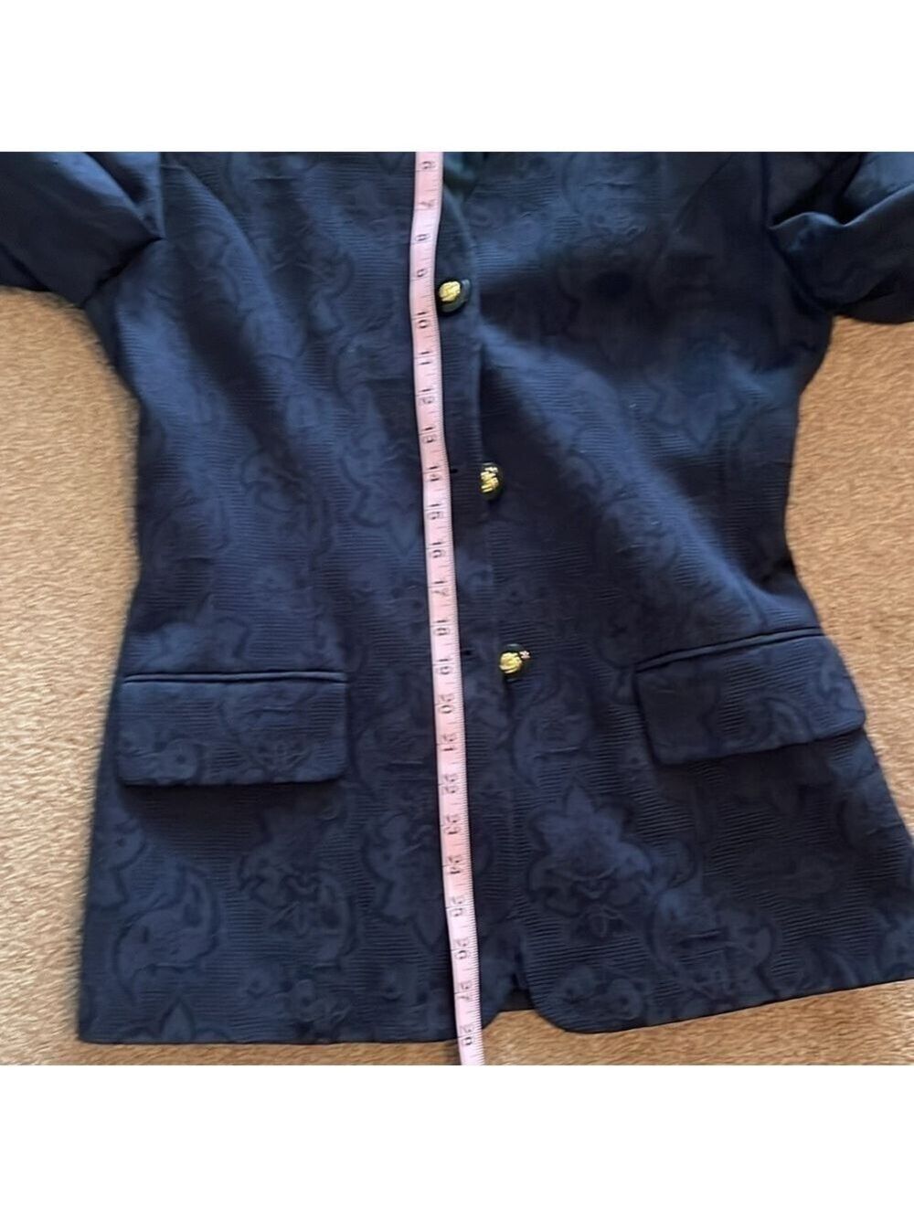 Executive Collection blazer. Navy. Size 8. - Picture 11 of 11